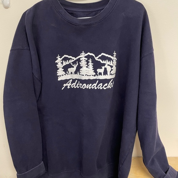 Adirondack’s Crewneck - Picture 2 of 2